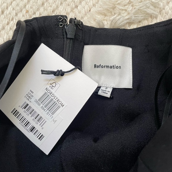 New Reformation Auli Halter Top - Picture 6 of 8